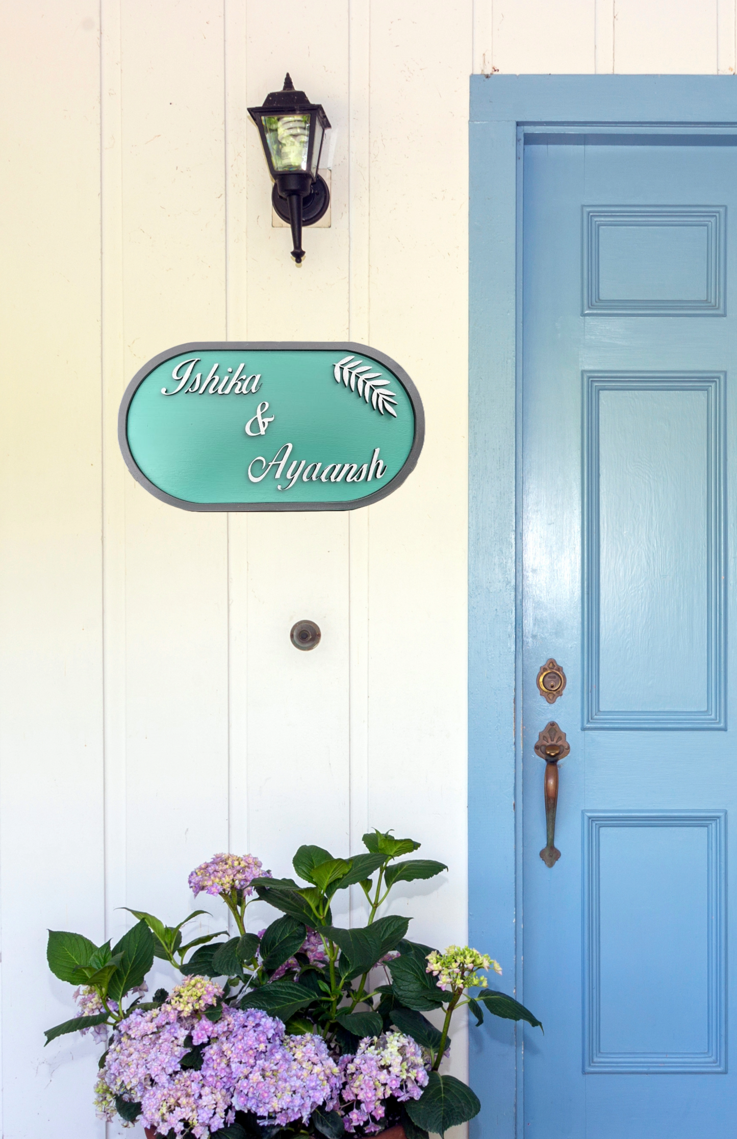 Elegance Edge Nameplate | Handcrafted Personalized Wooden Nameplate for Home Entrance